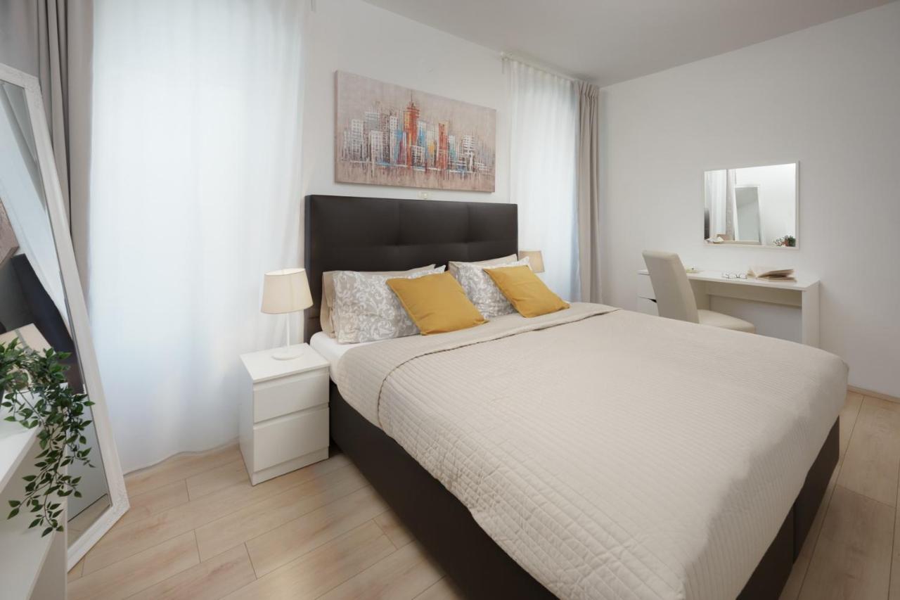Apartments Antons Pula Ngoại thất bức ảnh