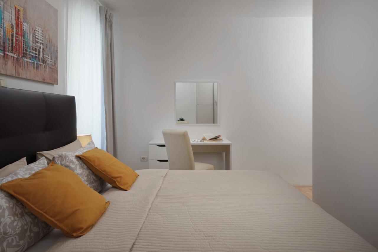 Apartments Antons Pula Ngoại thất bức ảnh