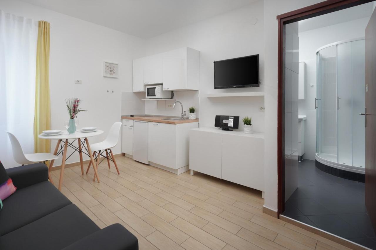 Apartments Antons Pula Ngoại thất bức ảnh