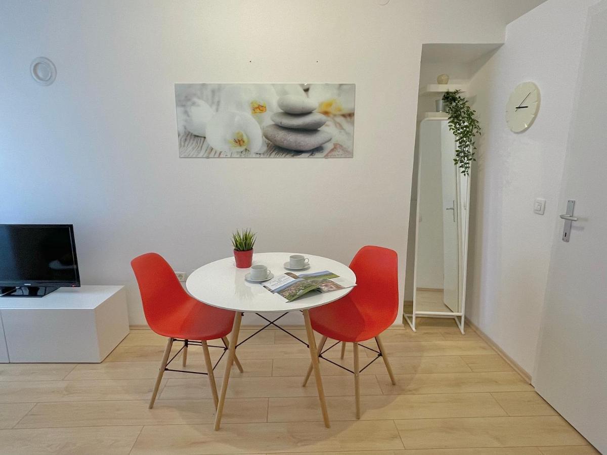 Apartments Antons Pula Ngoại thất bức ảnh