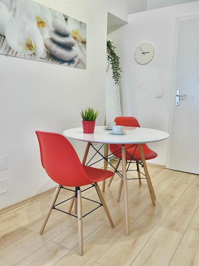 Apartments Antons Pula Ngoại thất bức ảnh