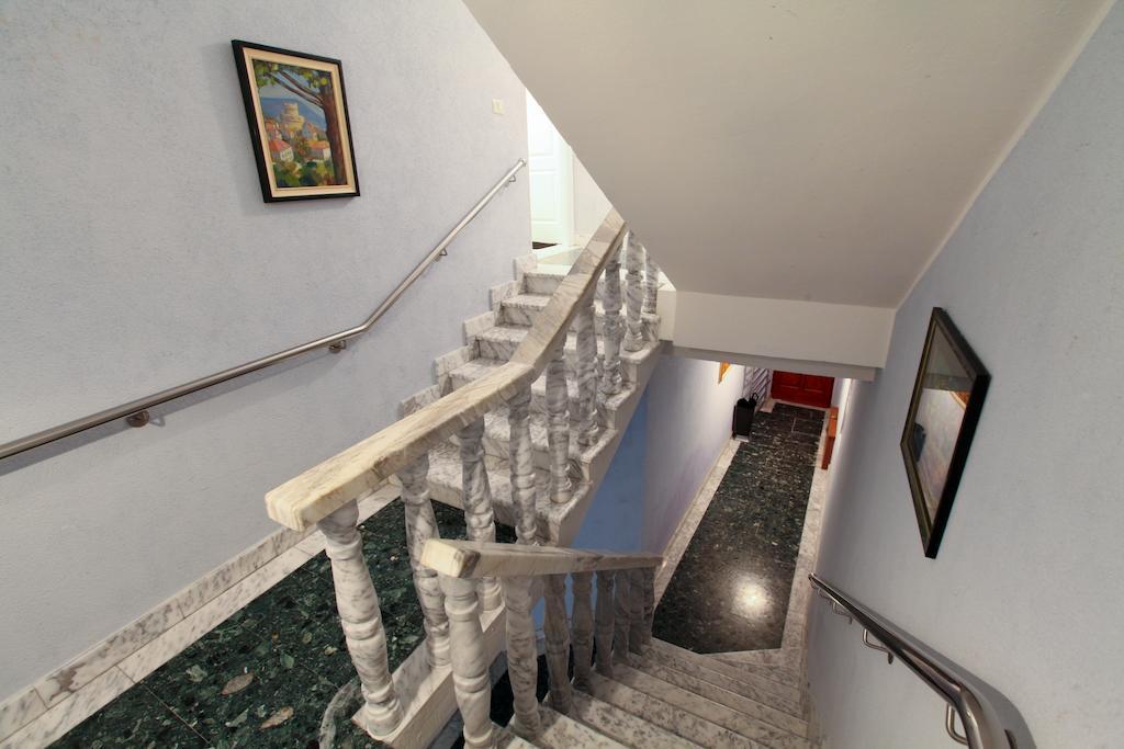 Apartments Antons Pula Ngoại thất bức ảnh